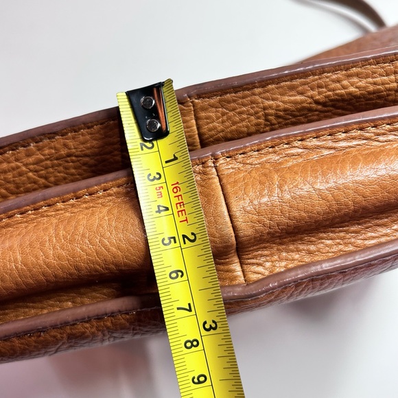 Zara Woman Genuine Leather Tan Crossbody Flap Bag Toggle Closure Boho Chic - Picture 8 of 11